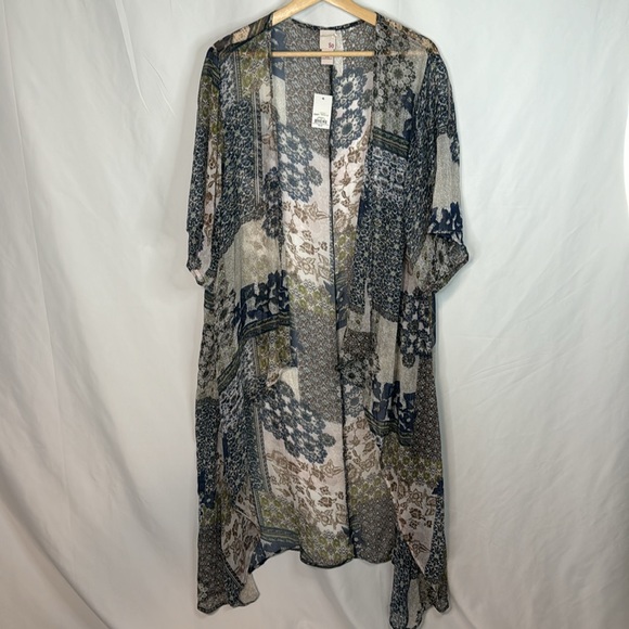 Sheer Multi-Pattern Duster - Picture 2 of 6